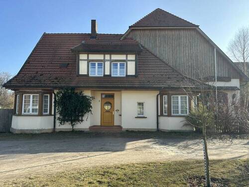 Wohn- & Wirtshaus - Historisch anmutendes Wohn- und Gasthaus direkt am Müritz-Nationalpark
