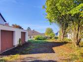Zufahrt Garagen - 
