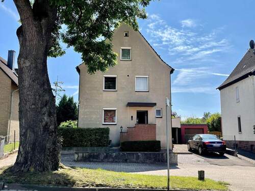 Straßenansicht - Charmantes 3-Familienhaus mit viel Platz für Ihre Ideen