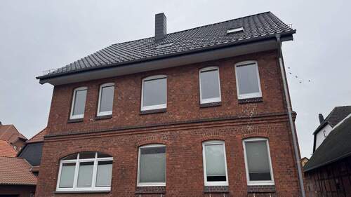 Vorderseite - Exklusives 3-Familien-Haus - Kernsaniert, modern & vielseitig nutzbar