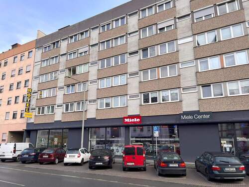 Hausansicht - Charmante kleine Wohnung in Nürnberg sucht neuen Besitzer