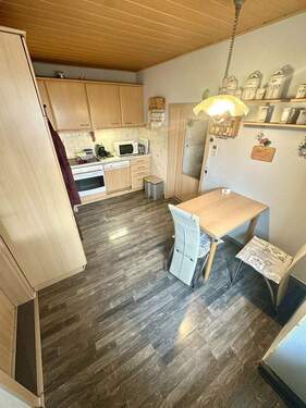 Bild 3 - 1 Zimmer Einfamilienhaus in Drei Gleichen OT Wechmar