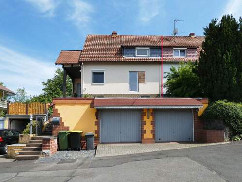 Vorderansicht - 6 Zimmer Doppelhaushälfte zum Kaufen in Birstein