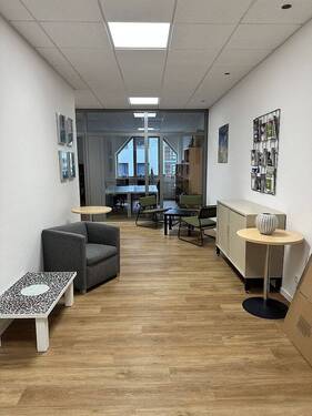 Eingangsbereich.jpg - Büro in Ahrensburg zur Miete