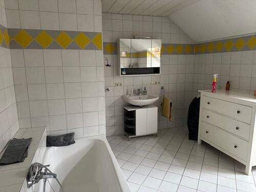 Badezimmer DG - 