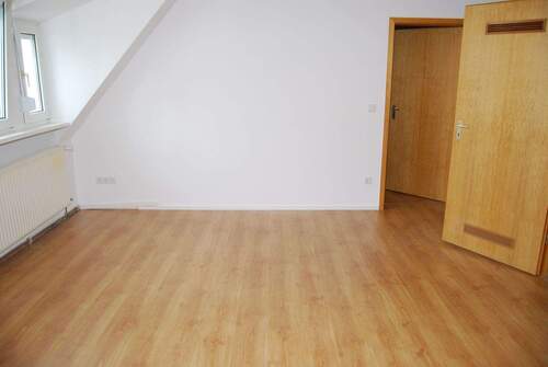 Wohnbereich.JPG - Gemütliche 2 - Zimmer - Altbauwohnung im Zentrum mit Einbauküche