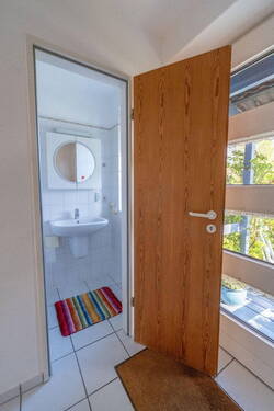 Tür zum Gäste-WC - 