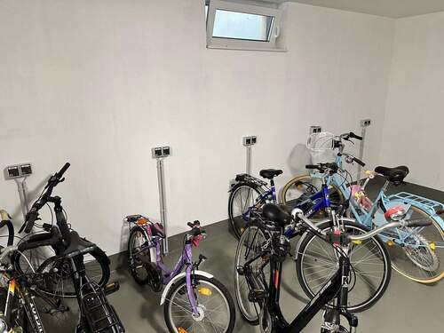 E-Bikeladestation.jpeg - 