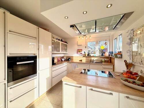 Küche - 7 Zimmer Einfamilienhaus zum Kaufen in Bad Rappenau