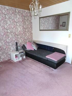 Kinder- o. Arbeitszimmer - 