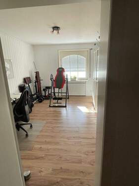 Hobby- Büro- ober Kinderzimmer - 