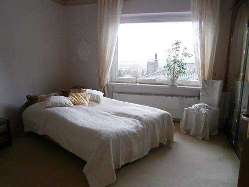 Schlafzimmer EG - 