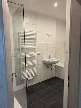 Ansicht 2 - 3 Zimmer Etagenwohnung zur Miete in Lugau