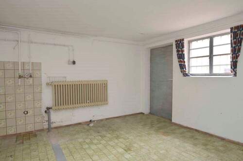 Keller als Hauswirtschaftsraum - Ausgang Garten - 