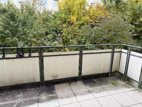 Südbalkon - Etagenwohnung mit 37,90 m² in Erlangen zur Miete