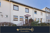 Breitenbach • Immobilien - Bremen - Lehesterdeich . Reihenmittelhaus mit 5 Zimmern, Balkon & Garage