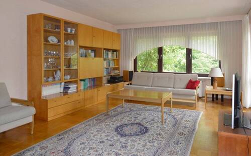 Wohnzimmer - Einfamilienhaus mit 175,00 m&sup2; in Bayreuth zum Kaufen