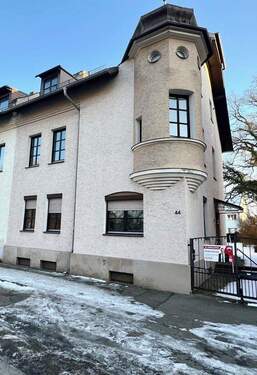 Bild 1 - Haus mit viel Potenzial- in genialer Lage