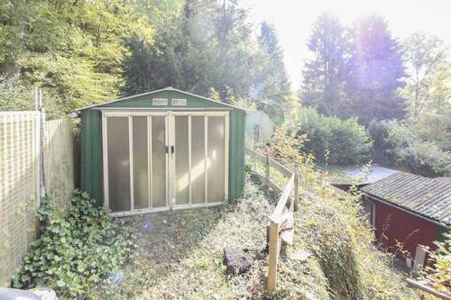 Abstellhütte - 