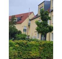 Exklusive, neuwertige 2-Zimmer-DG-Wohnung mit gehobener Innenausstattung mit EBK in Ingolstadt