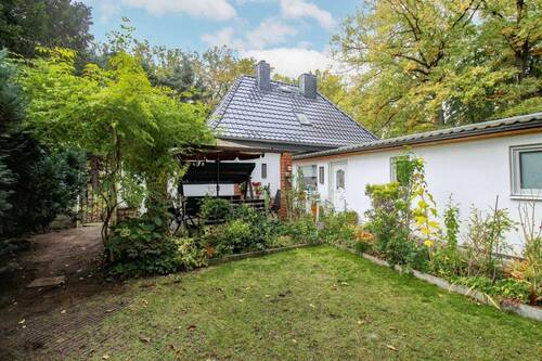 rückseitige Gebäudeansicht - 