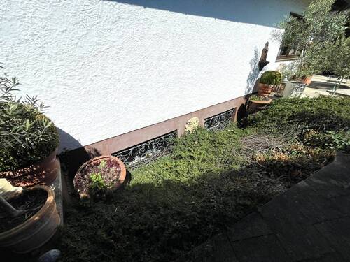 Kellerfenster mit Tageslicht - 
