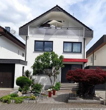 Vorderansicht - 7 Zimmer Mehrfamilienhaus, Wohnhaus in Rastatt