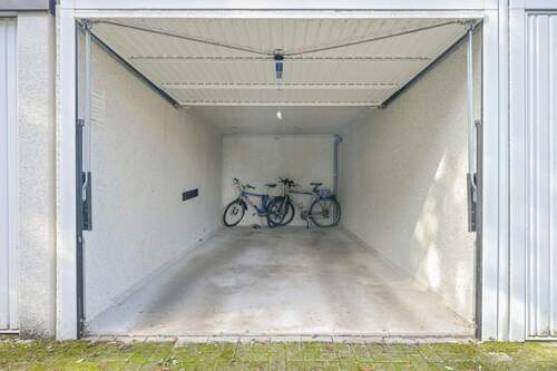 Garage - 