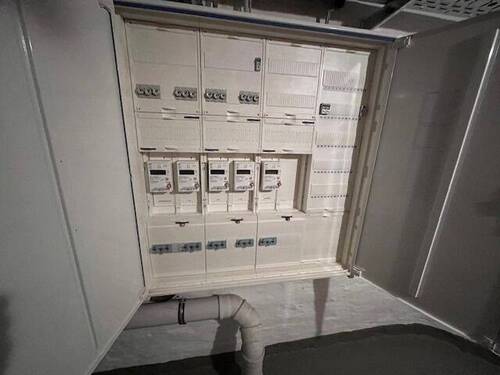 Neue Elektroverteilung - 