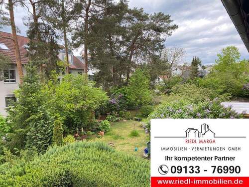 Blick vom Balkon - 3 Zimmer Etagenwohnung zur Miete in Erlangen