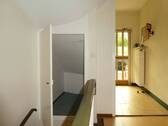 Stauraum unter der Treppe - 