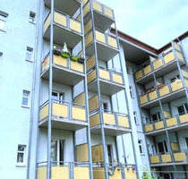 Schöne Zwei-Zimmer- Wohnung mit Balkon im Chemnitzer Lutherviertel Einbauküche bereits im Mietpreis enthalten.