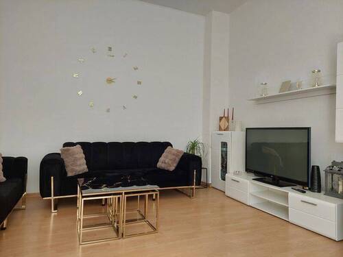 Wohnzimmer - Zentral und praktisch! 3 Zimmerwohnung an der Paulskirche