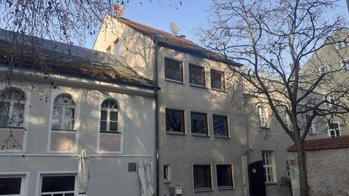 Bild 1 - Sanierte Altstadtwohnung - 950,00&nbsp;EUR Kaltmiete, ca.&nbsp; 68,00&nbsp;m&sup2;&nbsp;Wohnfl&auml;che