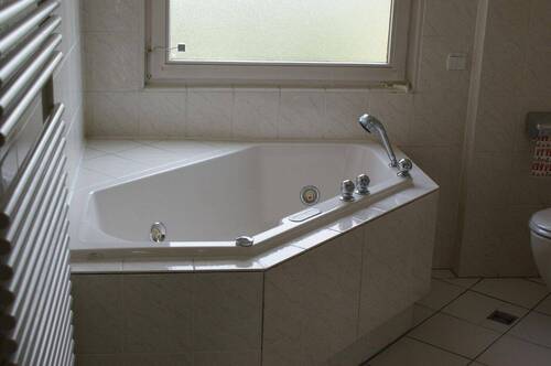 Bad m. Whirlpoolwanne EG - 