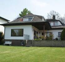 MAKLERFREI Bungalow (ZFH) mit großem Garten bzw. Neubaureserve - Berlin Zehlendorf