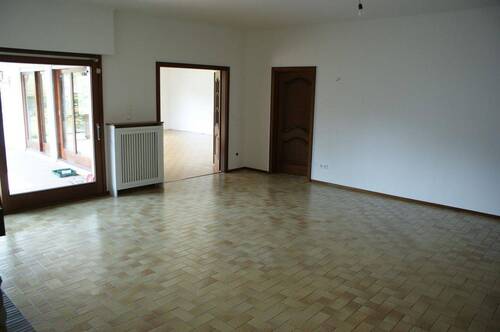 Kaminzimmer-Flur - Mehrfamilienhaus, Wohnhaus mit 265,00 m&sup2; in Berlin zum Kaufen