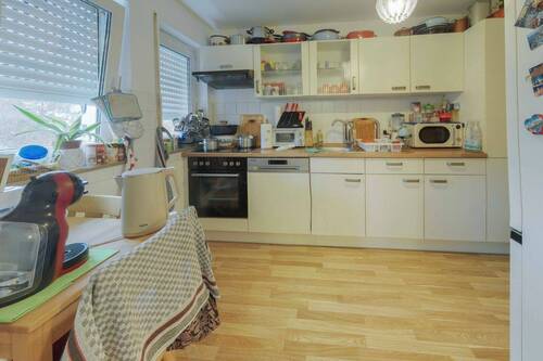 Küche_1 - Bezugsfreie 3.Zi Wohnung in Citylage, ideal für Anleger und Selbstnutzer!