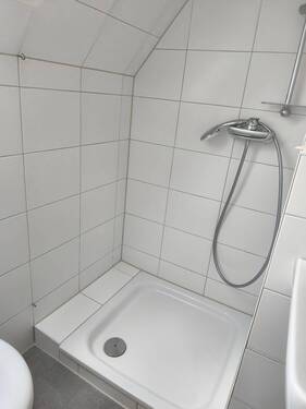 8a Dusche.jpg - Etagenwohnung in Elmshorn