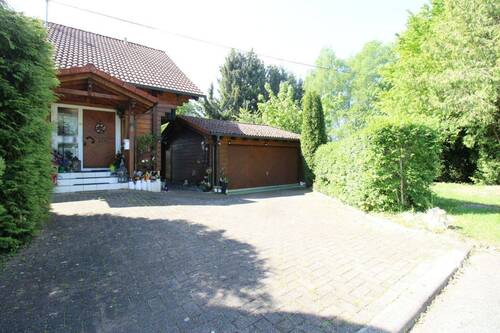 Hofeinfahrt (2) - 