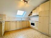 Einbauküche im Dachgeschoss - 