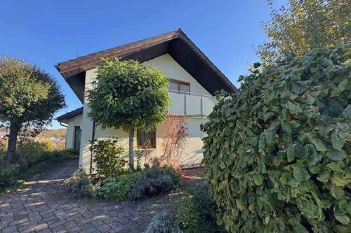 Außenansicht - 6 Zimmer Einfamilienhaus zum Kaufen in Pegnitz