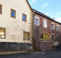 AUMÜLLER-Immobilien - Zwei zentral gelegene Häuser zum Ausbau als Monteuerzimmer und Appartements - Biebergemünd-Wirtheim