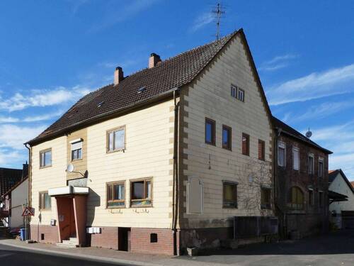 Vorderhaus und Hinterhaus - 1 Zimmer Mehrfamilienhaus, Wohnhaus zum Kaufen in Biebergemünd-Wirtheim