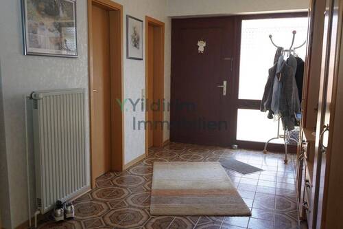 Flur - 8 Zimmer Einfamilienhaus zum Kaufen in Cuxhaven / Altenwalde