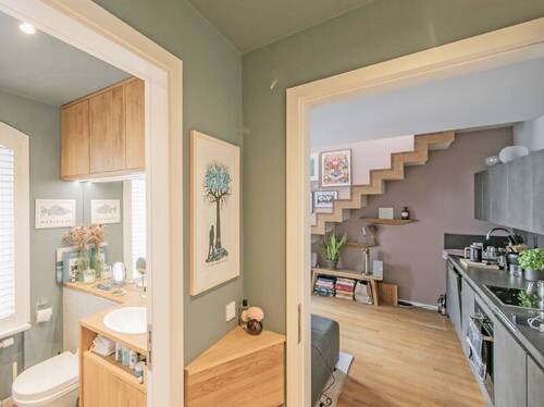 Vom Eingang - 2 Zimmer Etagenwohnung zum Kaufen in Berlin