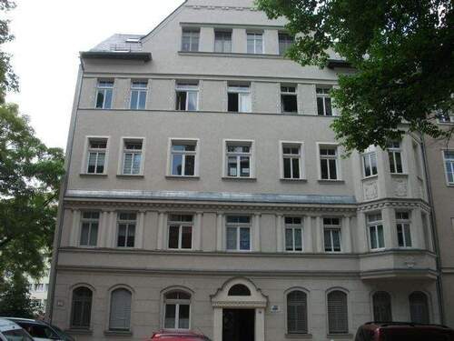Hauseingang - 3 Zimmer Etagenwohnung in Chemnitz