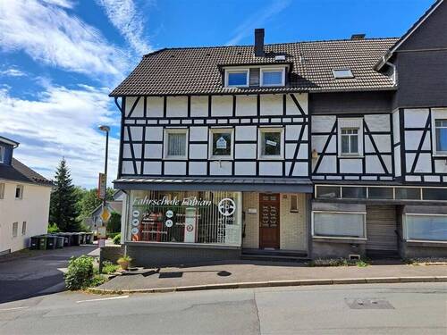 20240816_114315 - 9 Zimmer Mehrfamilienhaus, Wohnhaus zum Kaufen in Kürten