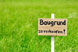 Baugrund zu verkaufen - Baureifes Grundstück mit Baugenehmigung in grüner Lage