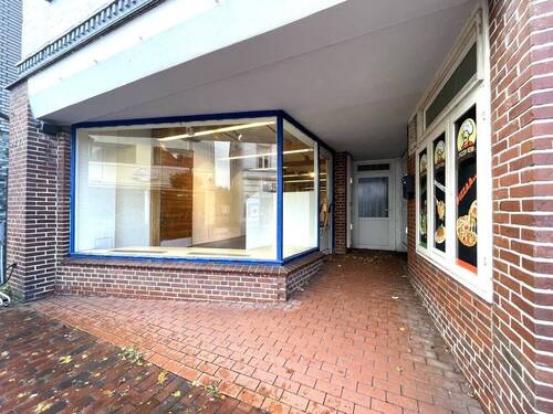 große Schaufensterfronten - 